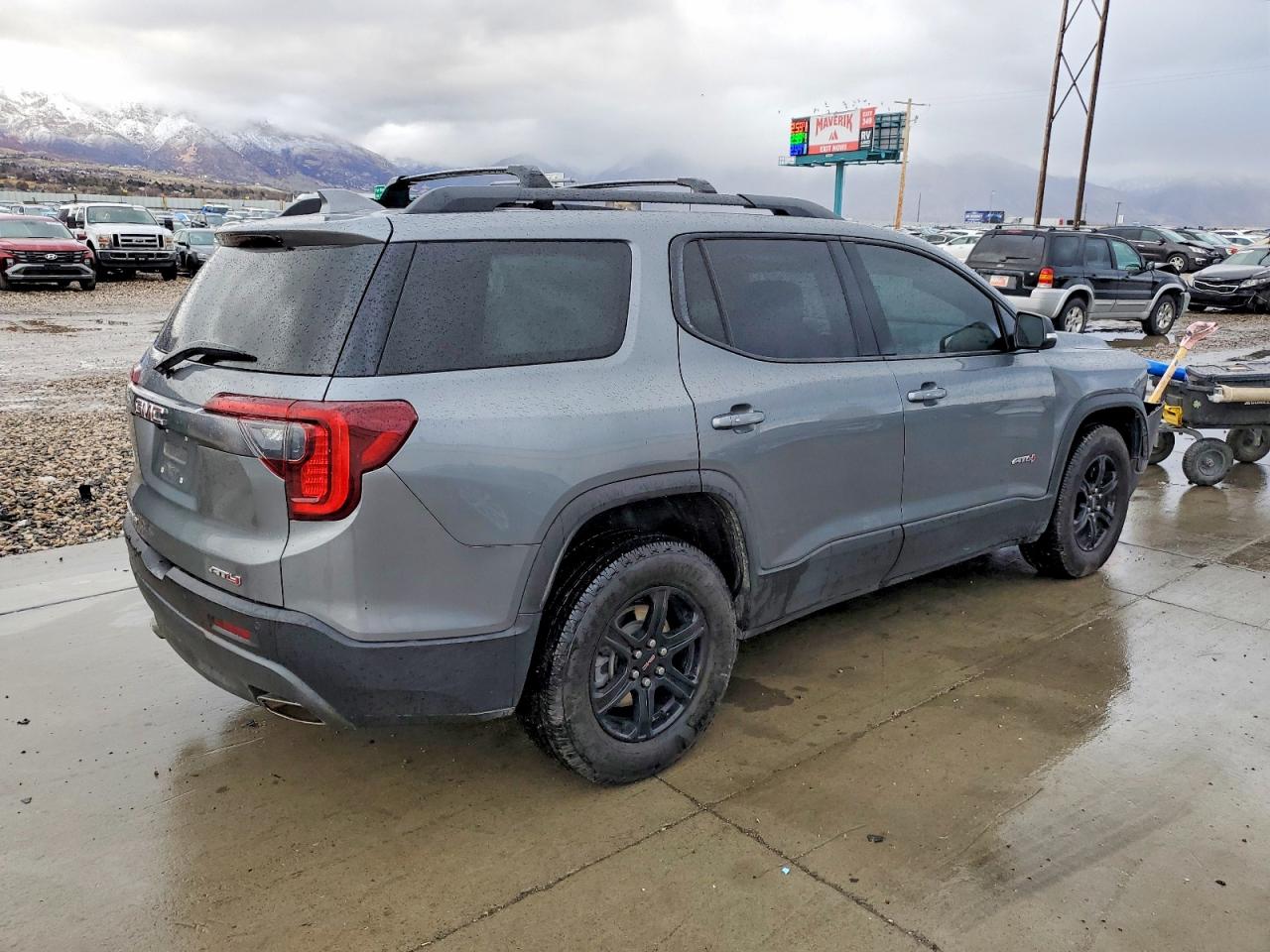 2021 GMC ACADIA AT4 photo 5
