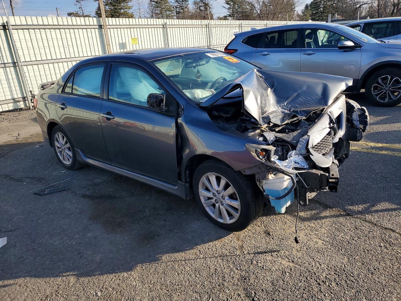 2010 TOYOTA COROLLA BASE photo 4
