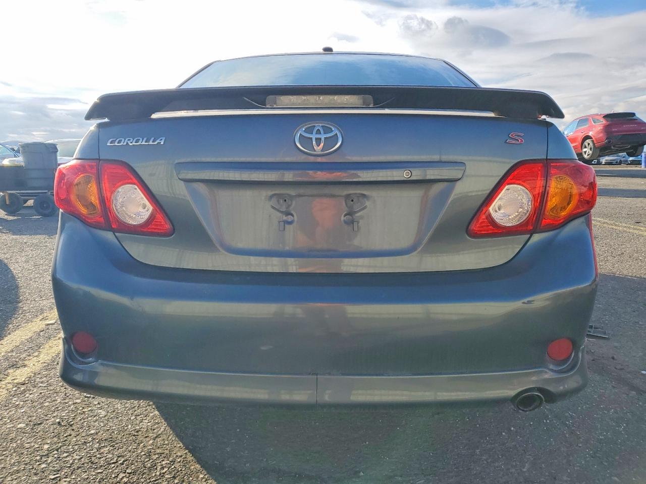 2010 TOYOTA COROLLA BASE photo 6