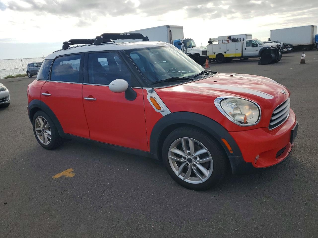 2011 MINI COOPER COUNTRYMAN photo 4