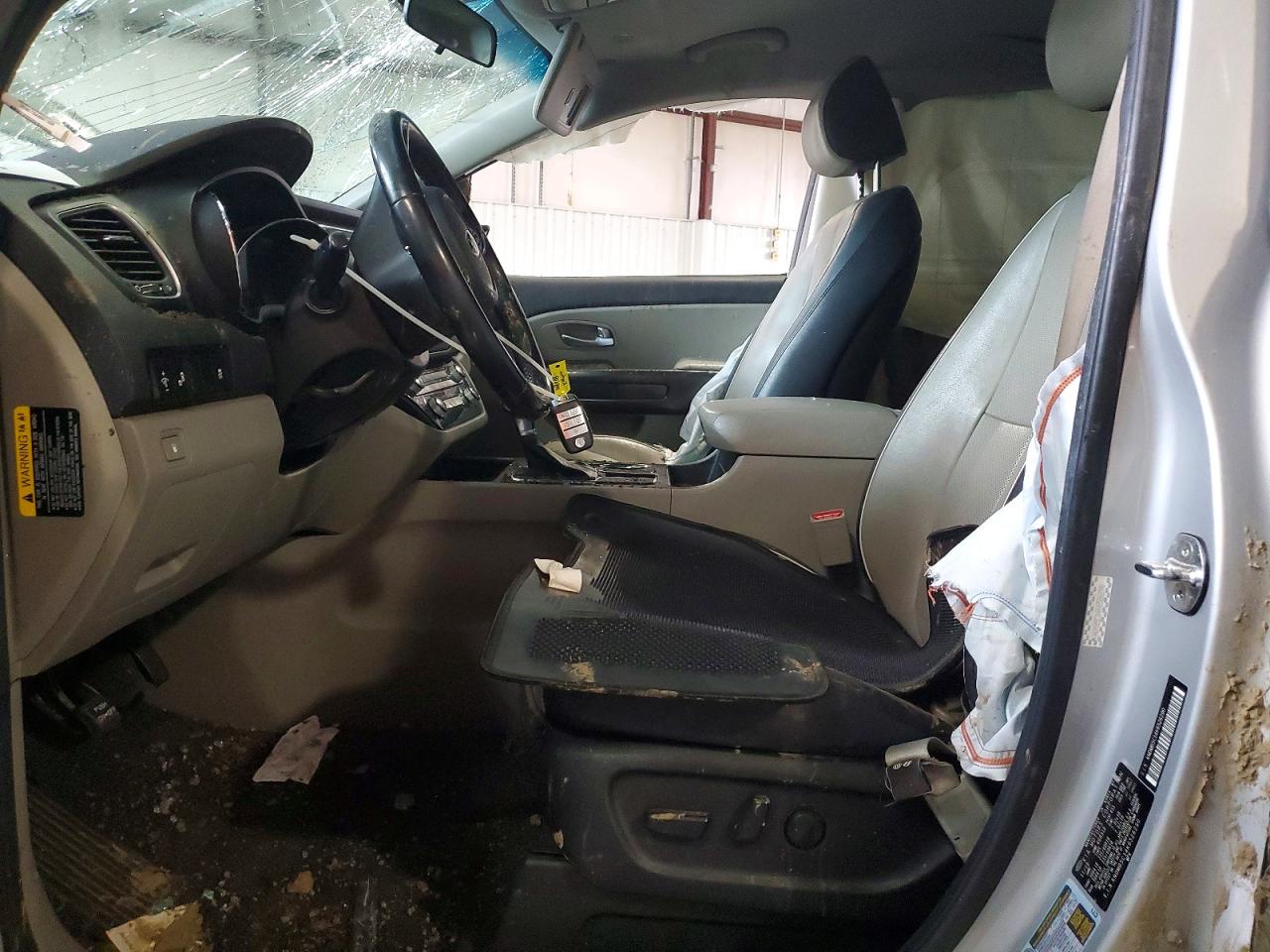 2019 KIA SEDONA LX photo 13
