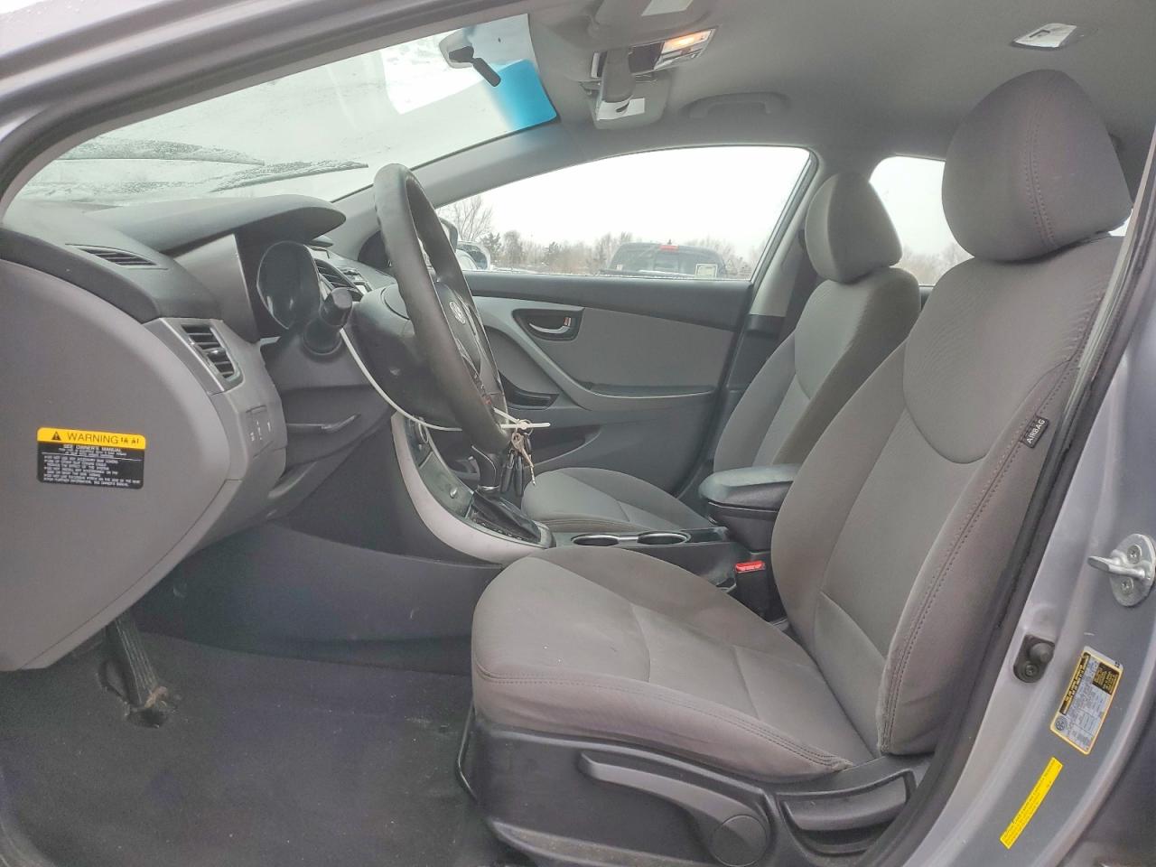 2015 HYUNDAI ELANTRA SE photo 13