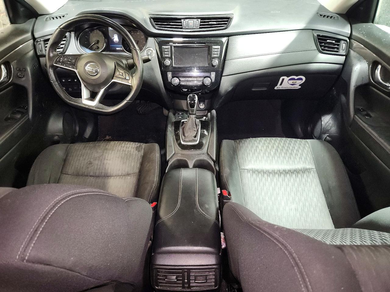2019 NISSAN ROGUE S photo 8