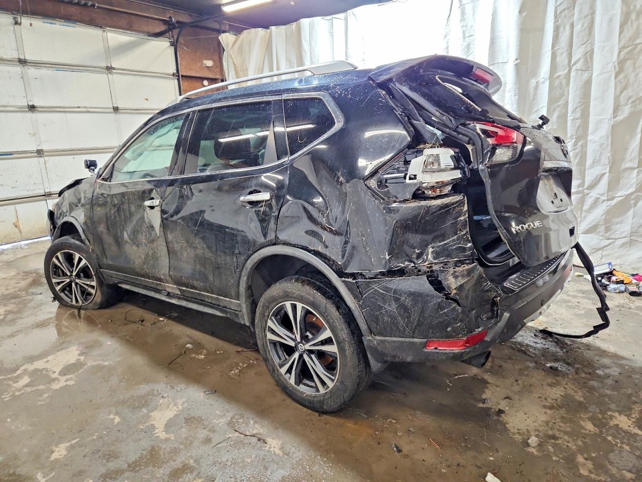 2019 NISSAN ROGUE S photo 2