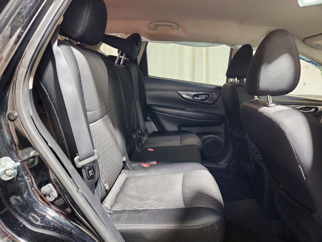 2019 NISSAN ROGUE S photo 11
