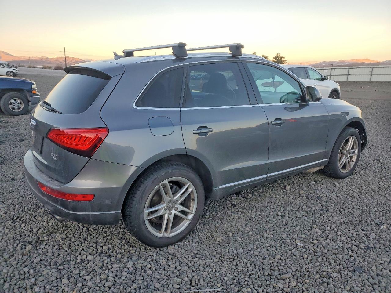 2013 AUDI Q5 PREMIUM PLUS photo 3