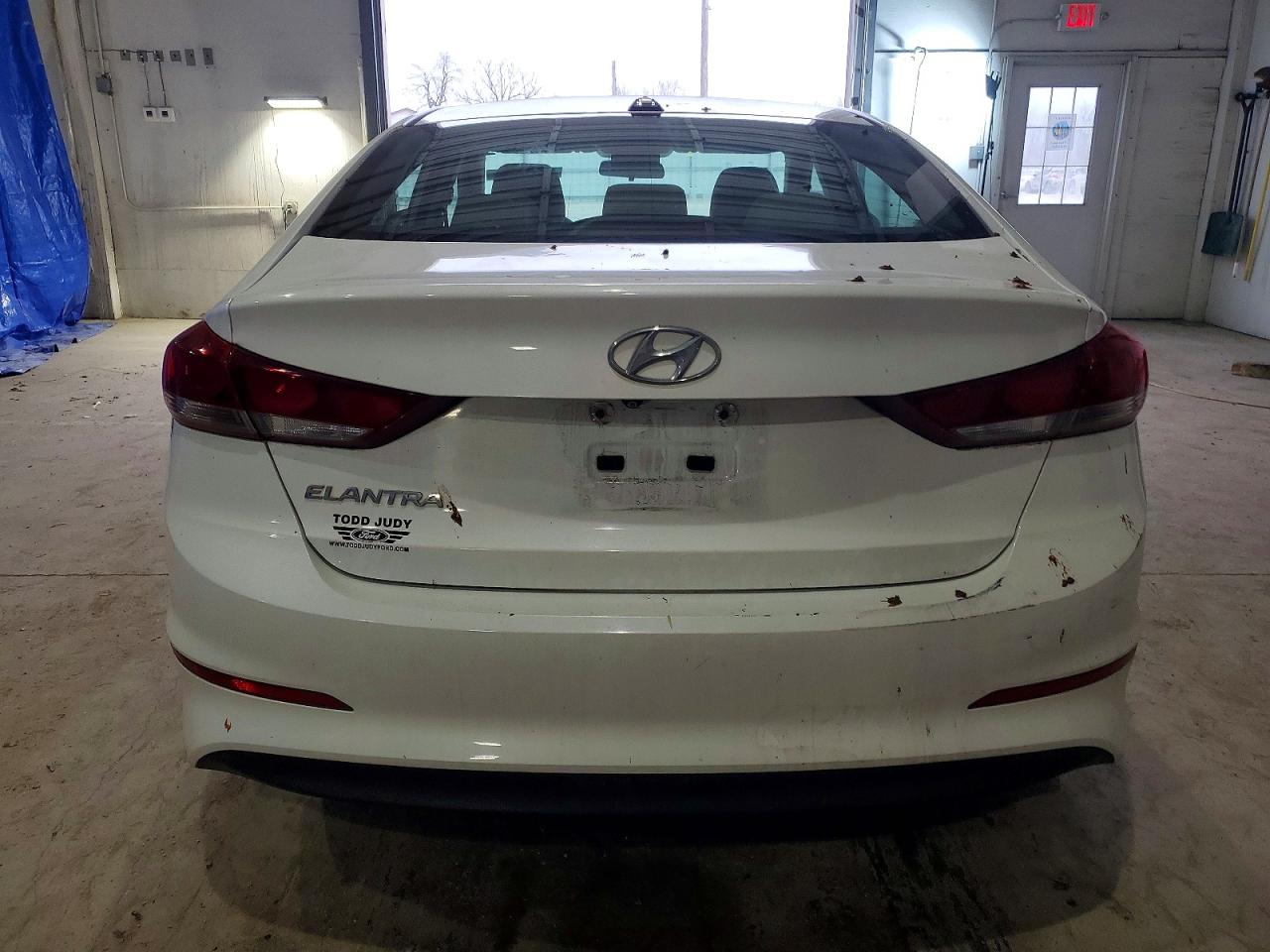 2017 HYUNDAI ELANTRA SE photo 6
