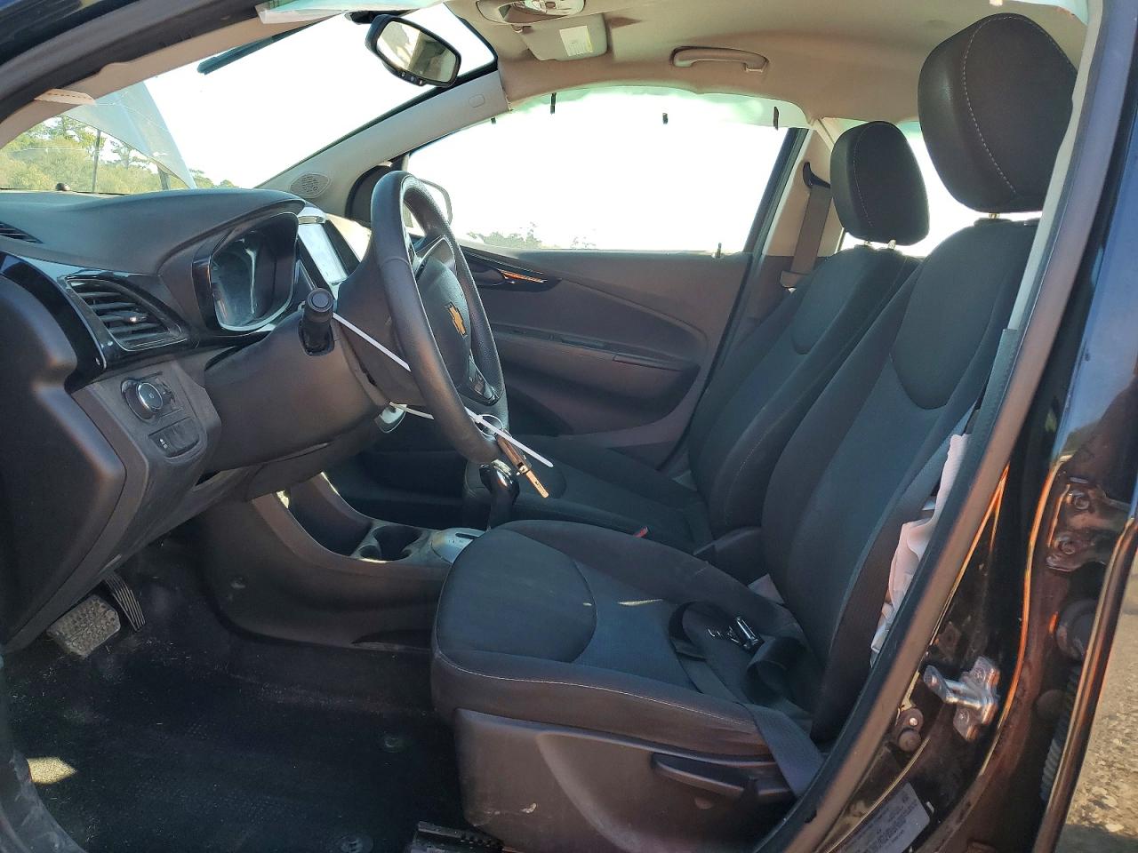 2017 CHEVROLET SPARK 1LT photo 13