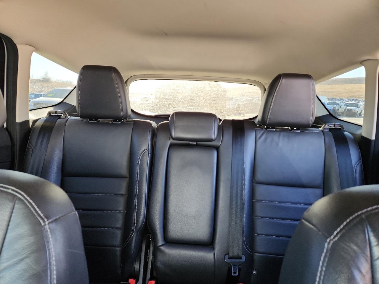 2015 FORD ESCAPE SE photo 10