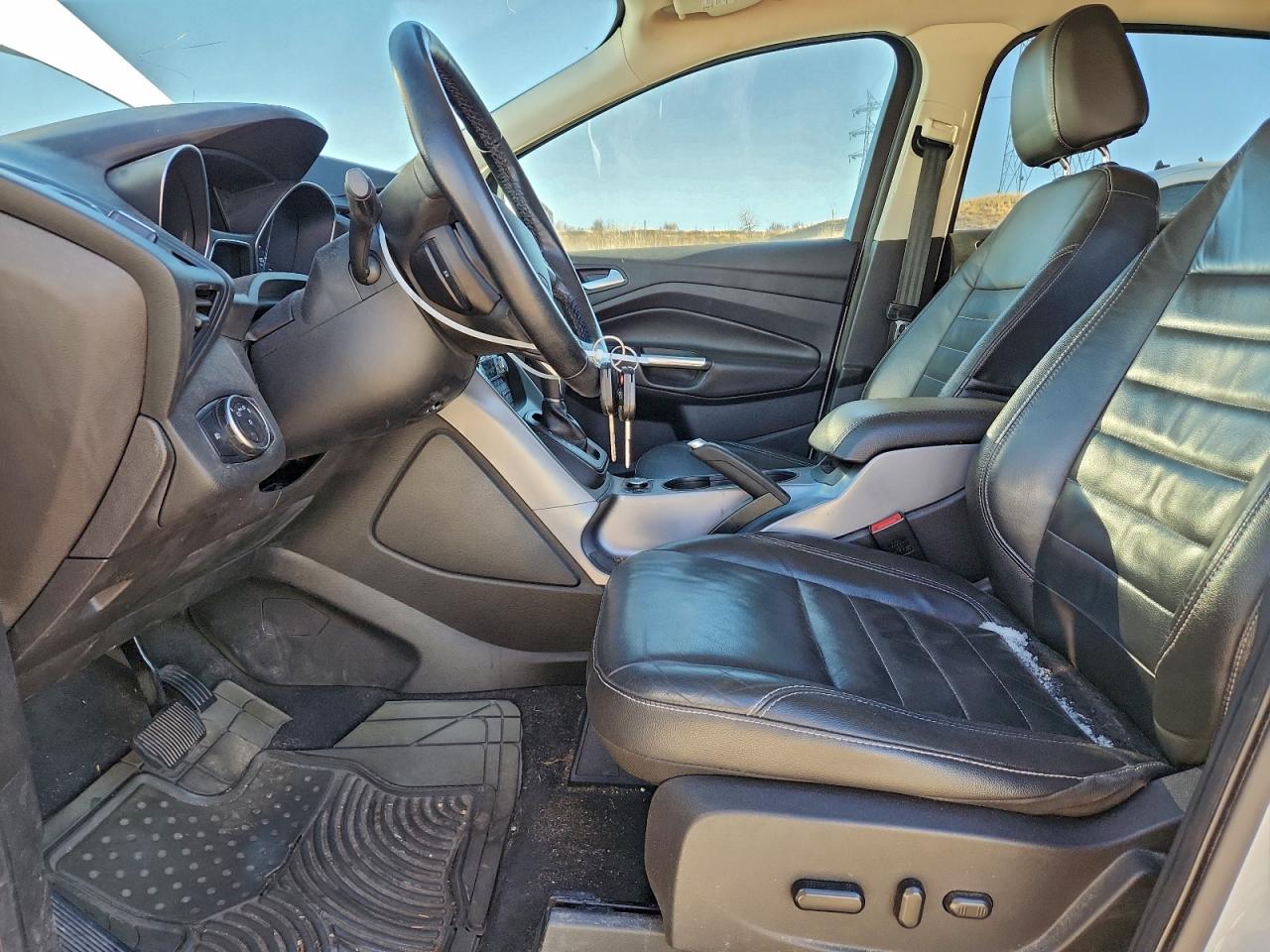 2015 FORD ESCAPE SE photo 7