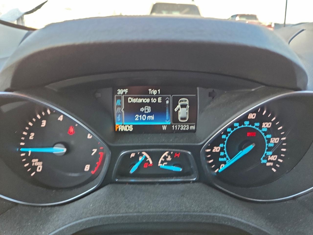 2015 FORD ESCAPE SE photo 9