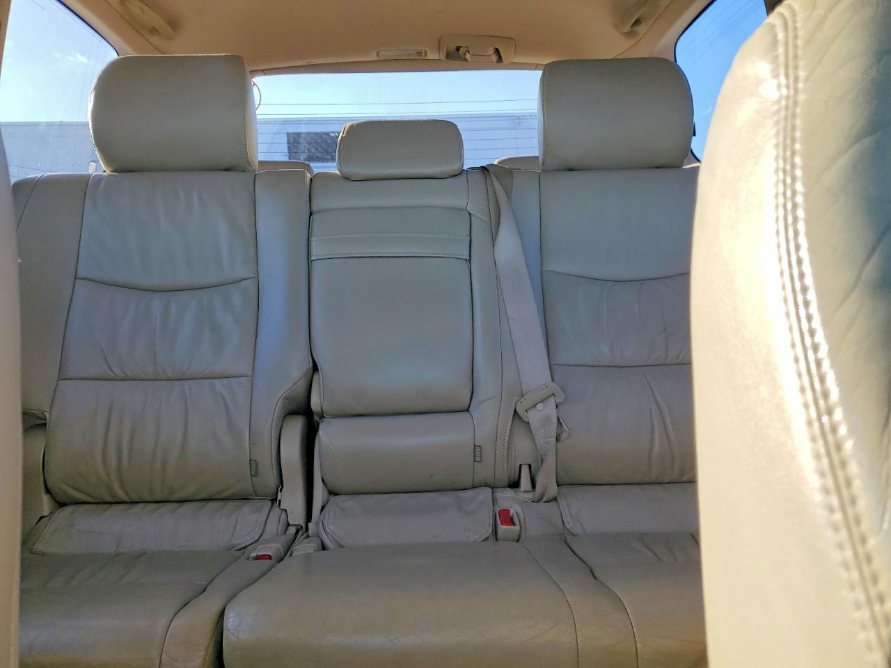 2004 LEXUS GX 470 photo 10