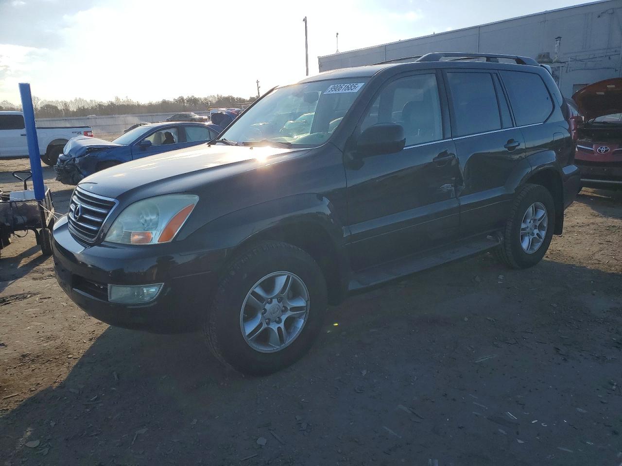 2004 LEXUS GX