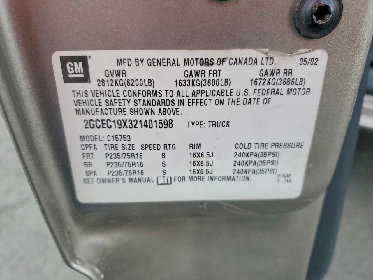 2002 CHEVROLET SILVERADO C1500 photo 12