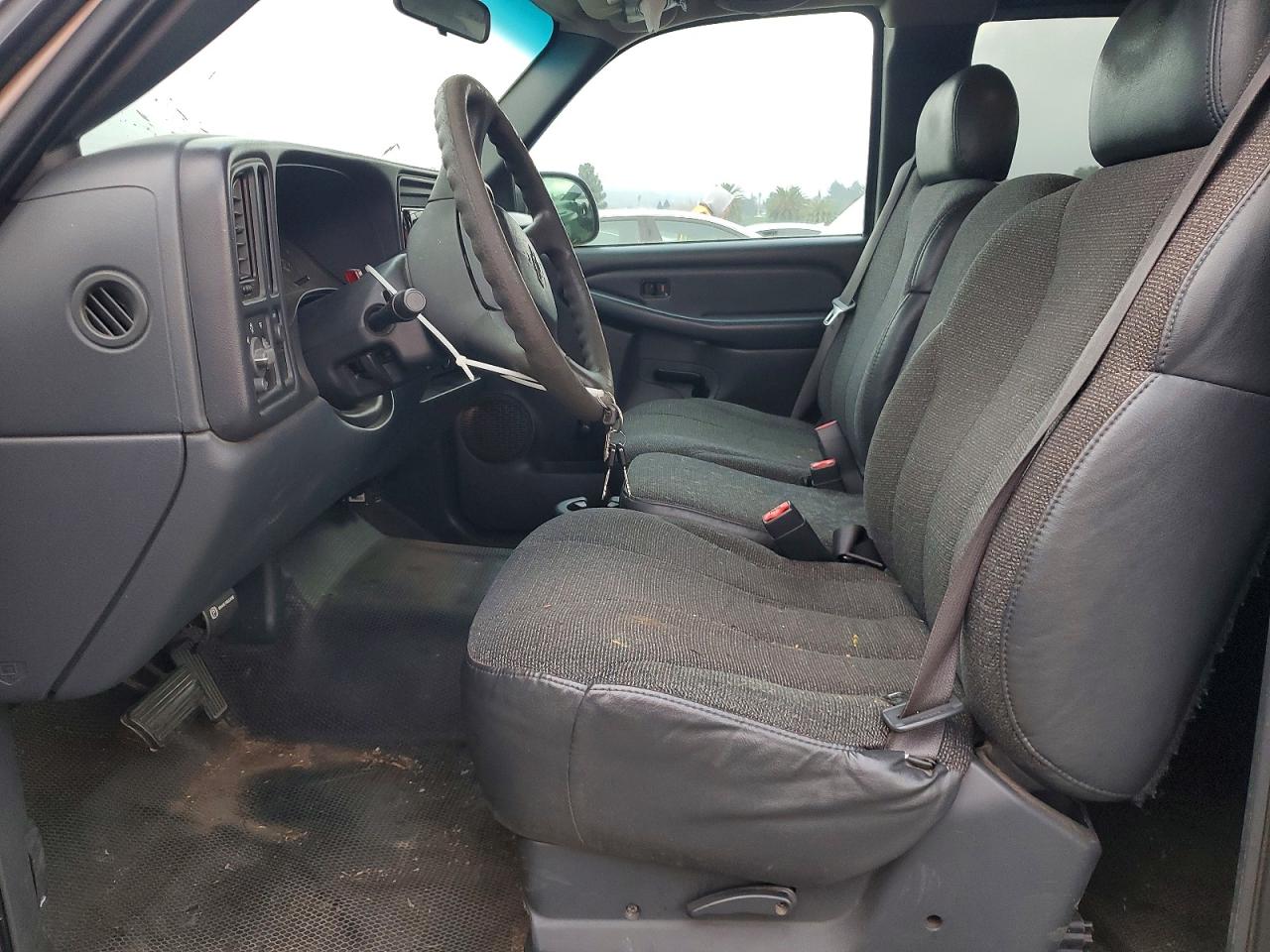 2002 CHEVROLET SILVERADO C1500 photo 7