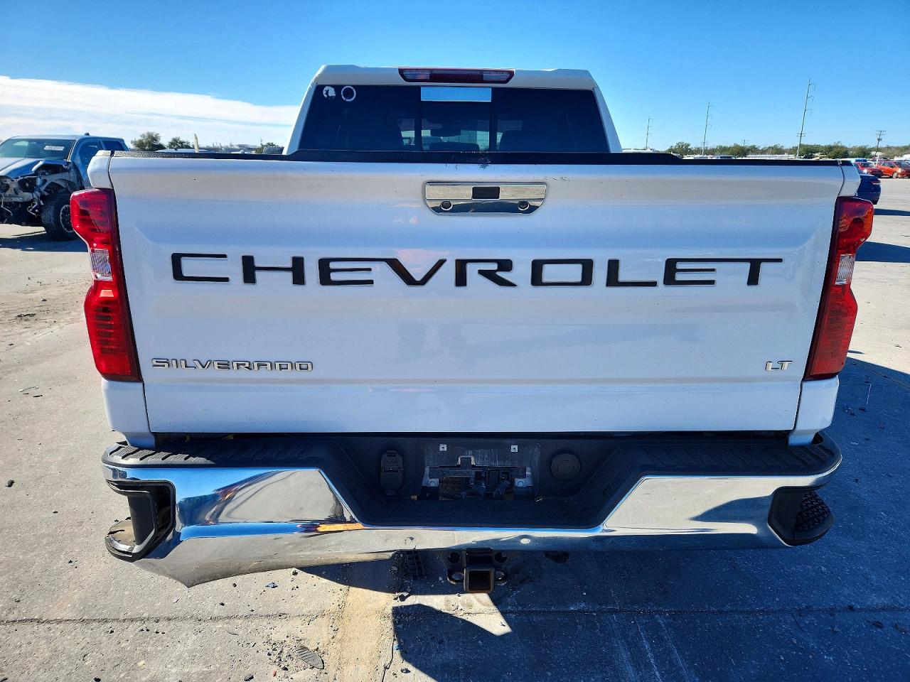 2020 CHEVROLET SILVERADO K1500 LT photo 6