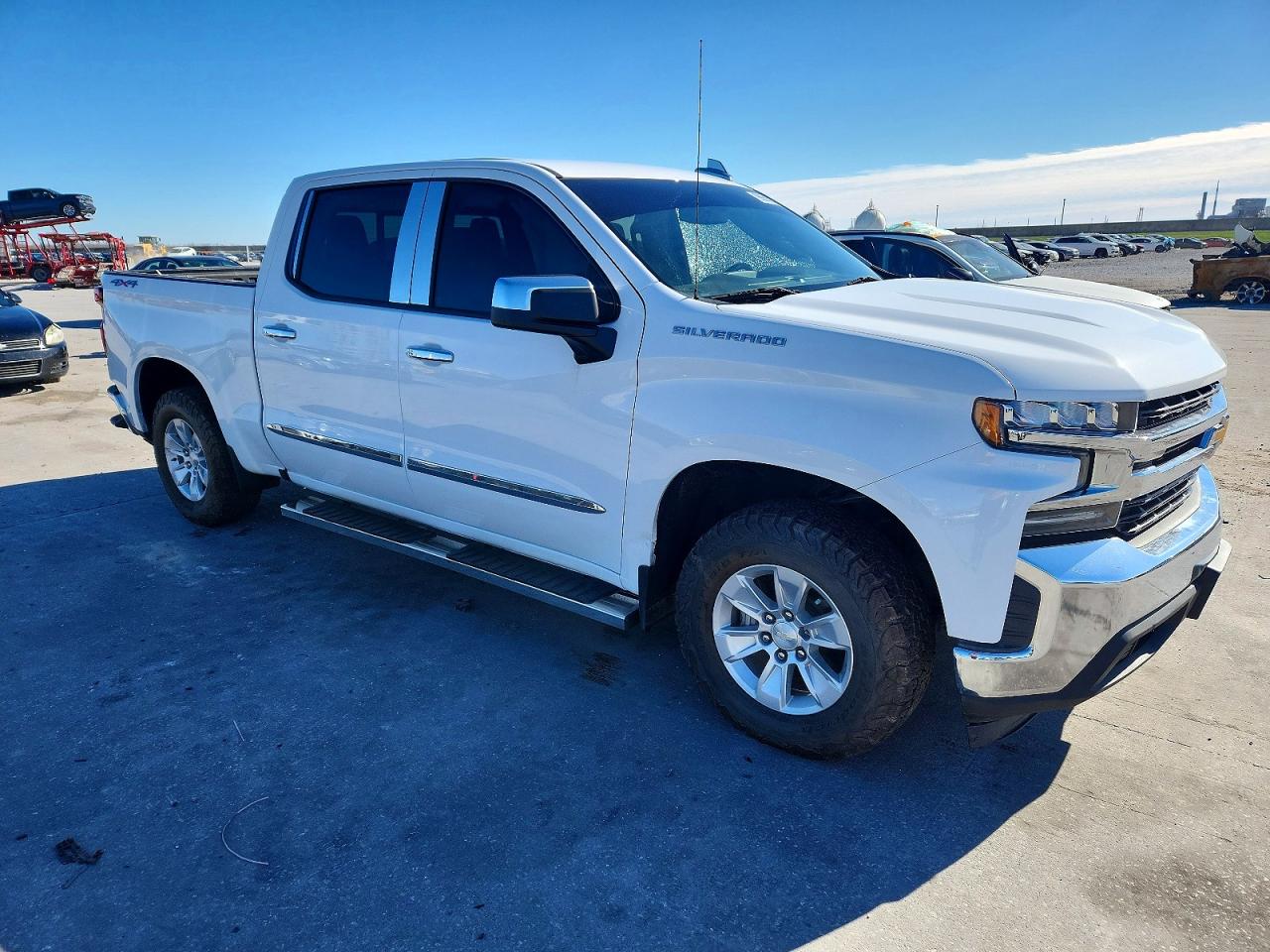 2020 CHEVROLET SILVERADO K1500 LT photo 4