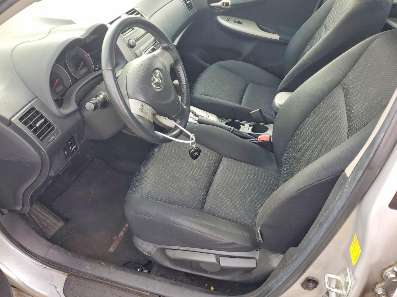 2010 TOYOTA COROLLA BASE photo 7