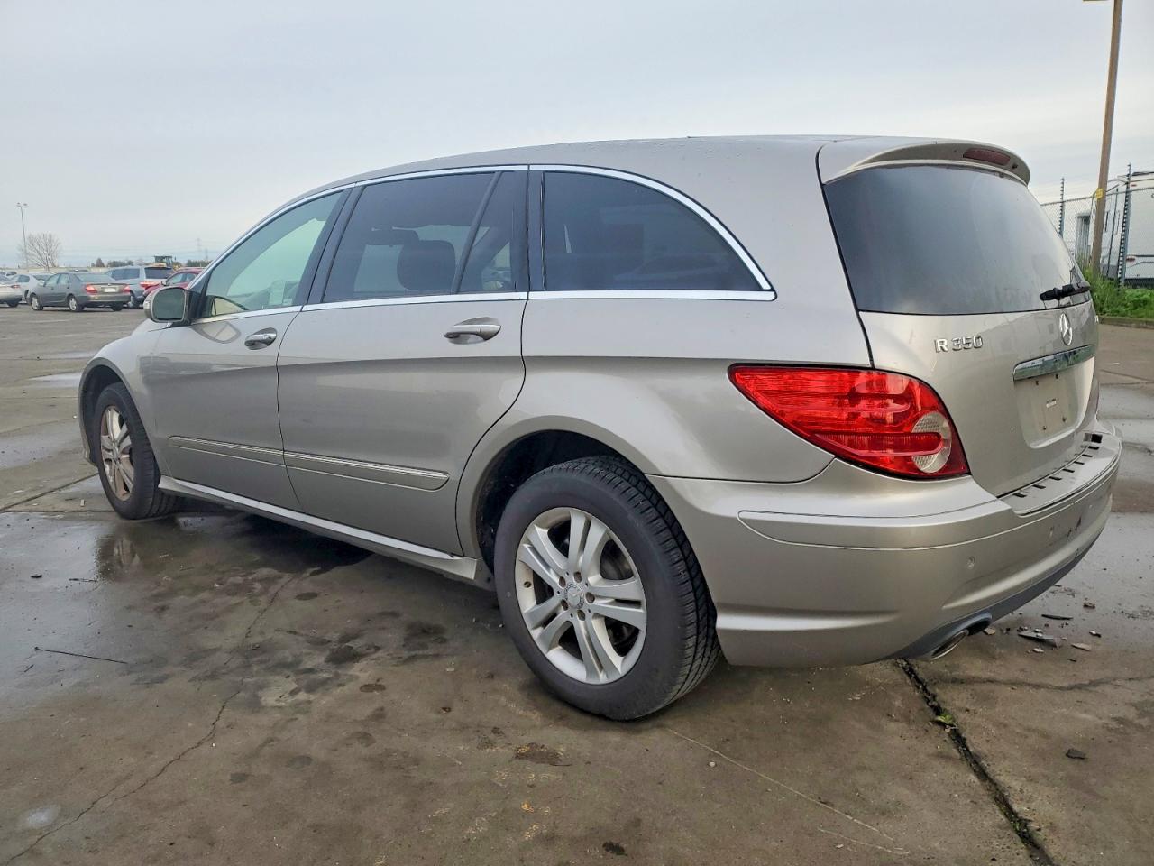 2009 MERCEDES-BENZ R 350 4MATIC photo 2