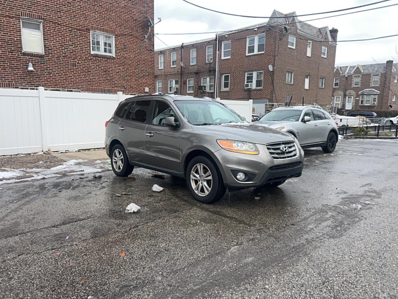 2011 HYUNDAI SANTA FE