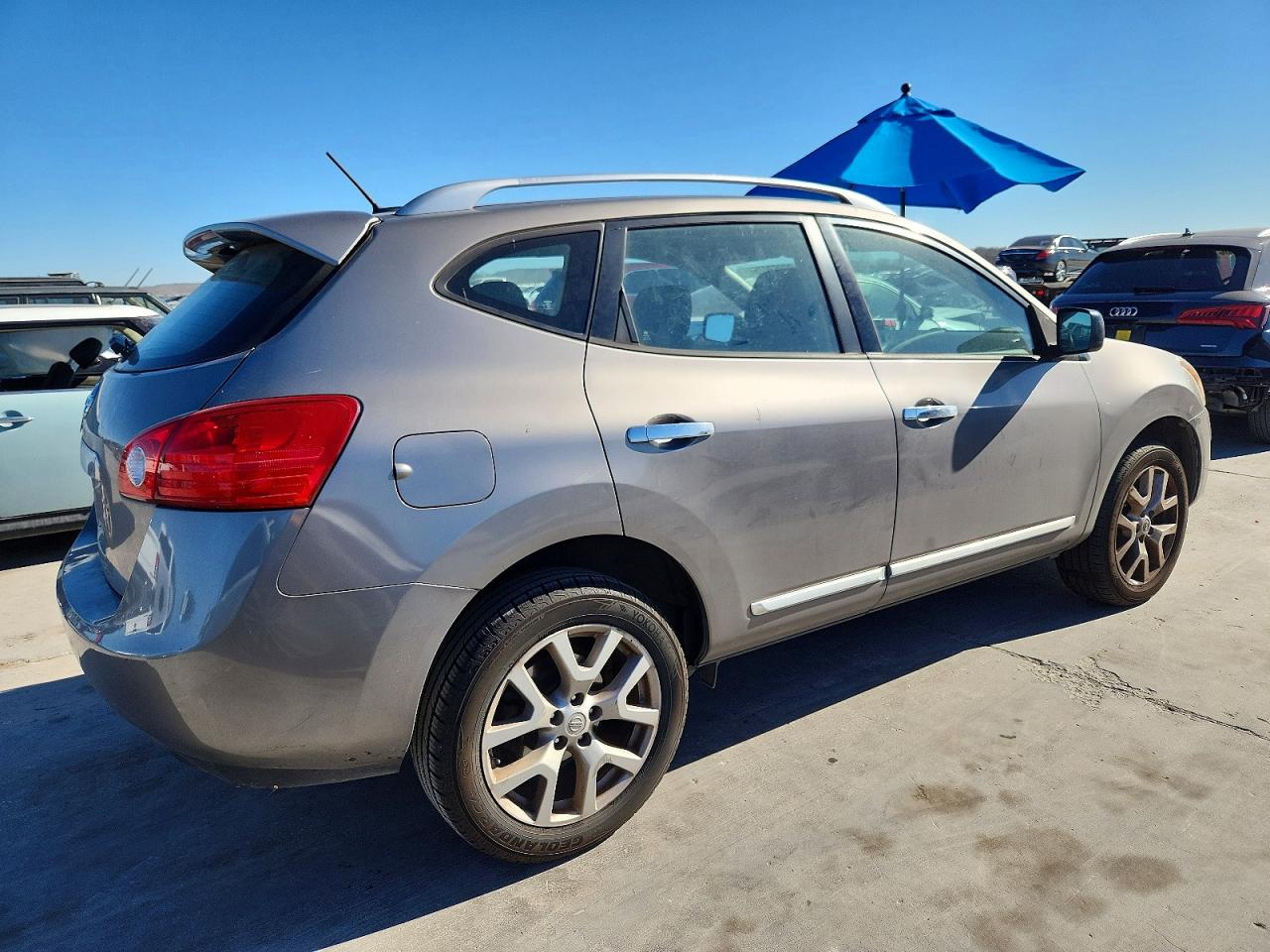 2015 NISSAN ROGUE SELECT S photo 5