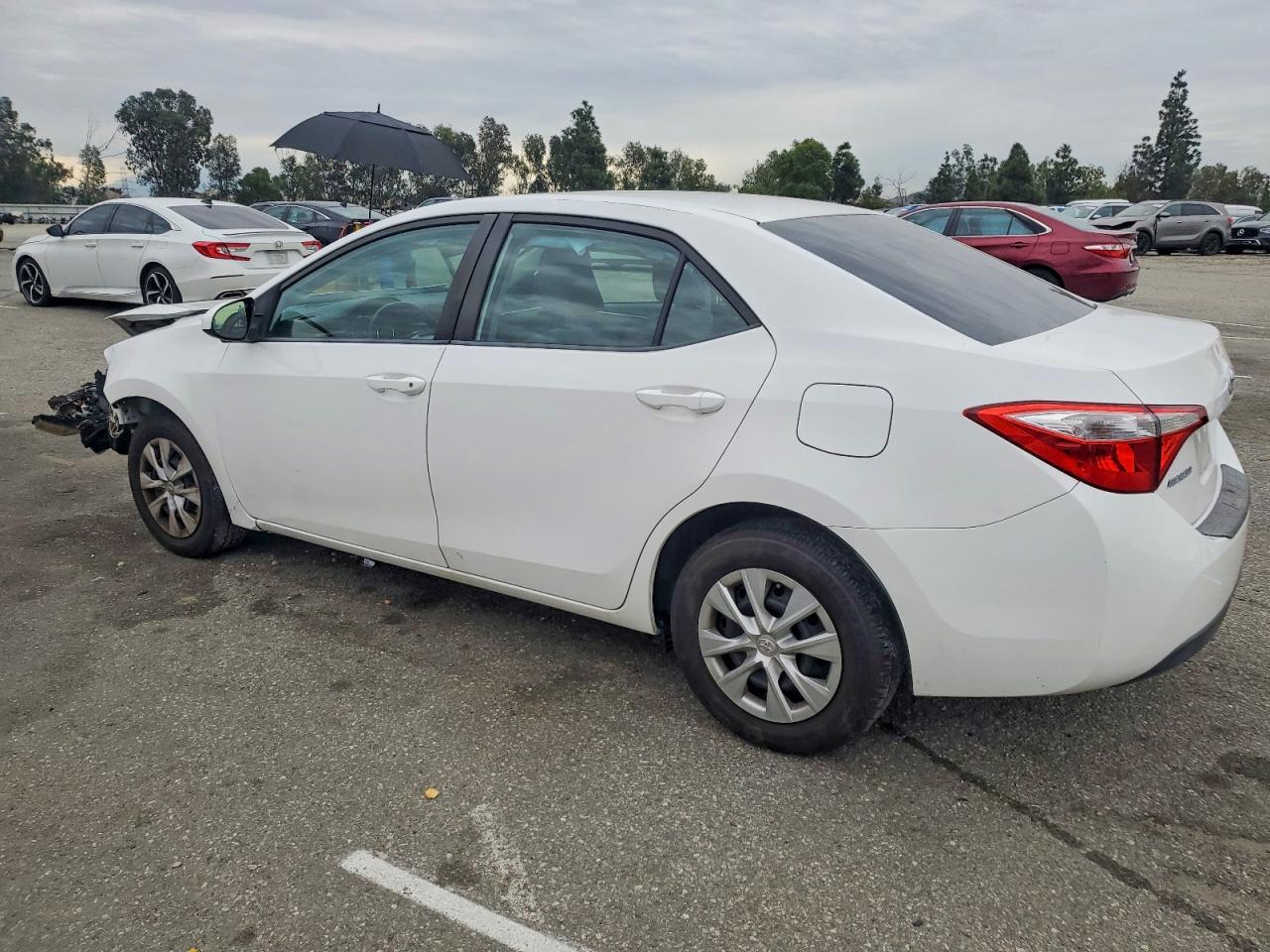 2014 TOYOTA COROLLA L photo 2