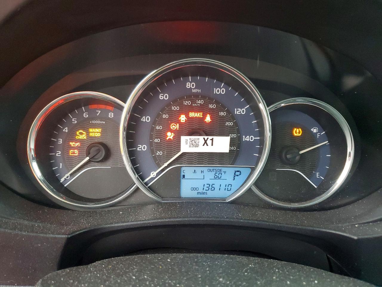 2014 TOYOTA COROLLA L photo 9