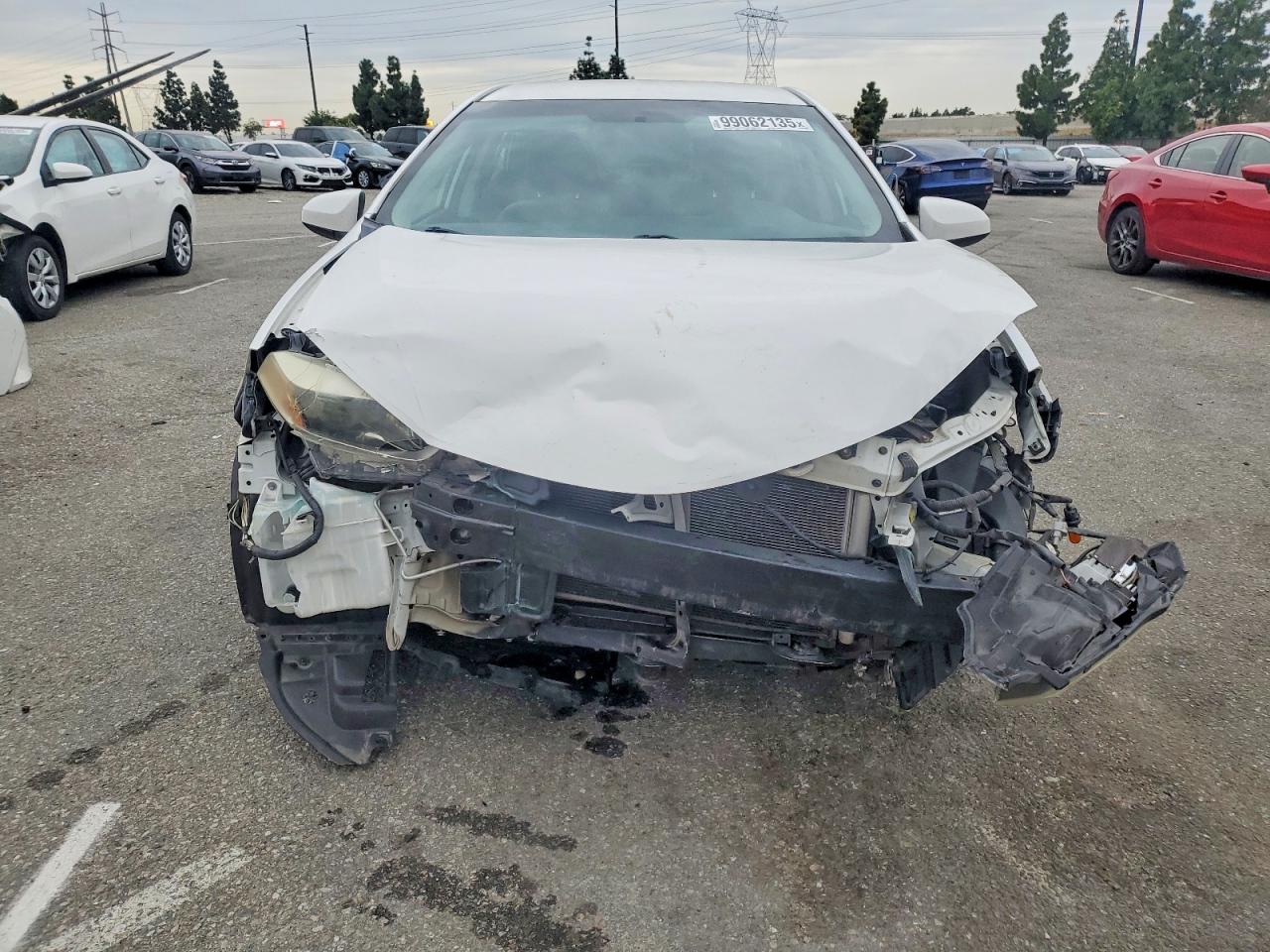 2014 TOYOTA COROLLA L photo 5