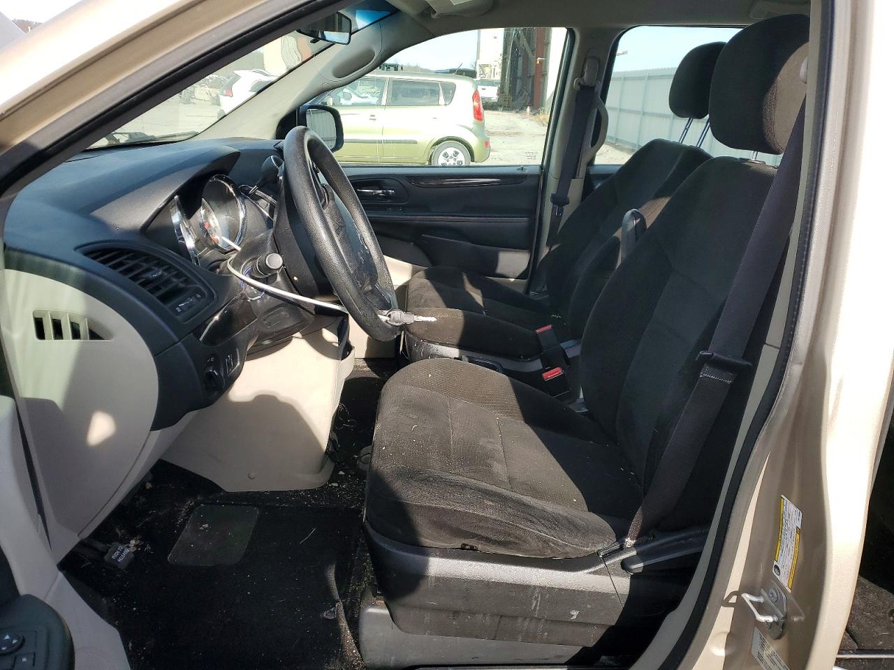 2015 DODGE GRAND CARAVAN SE photo 7