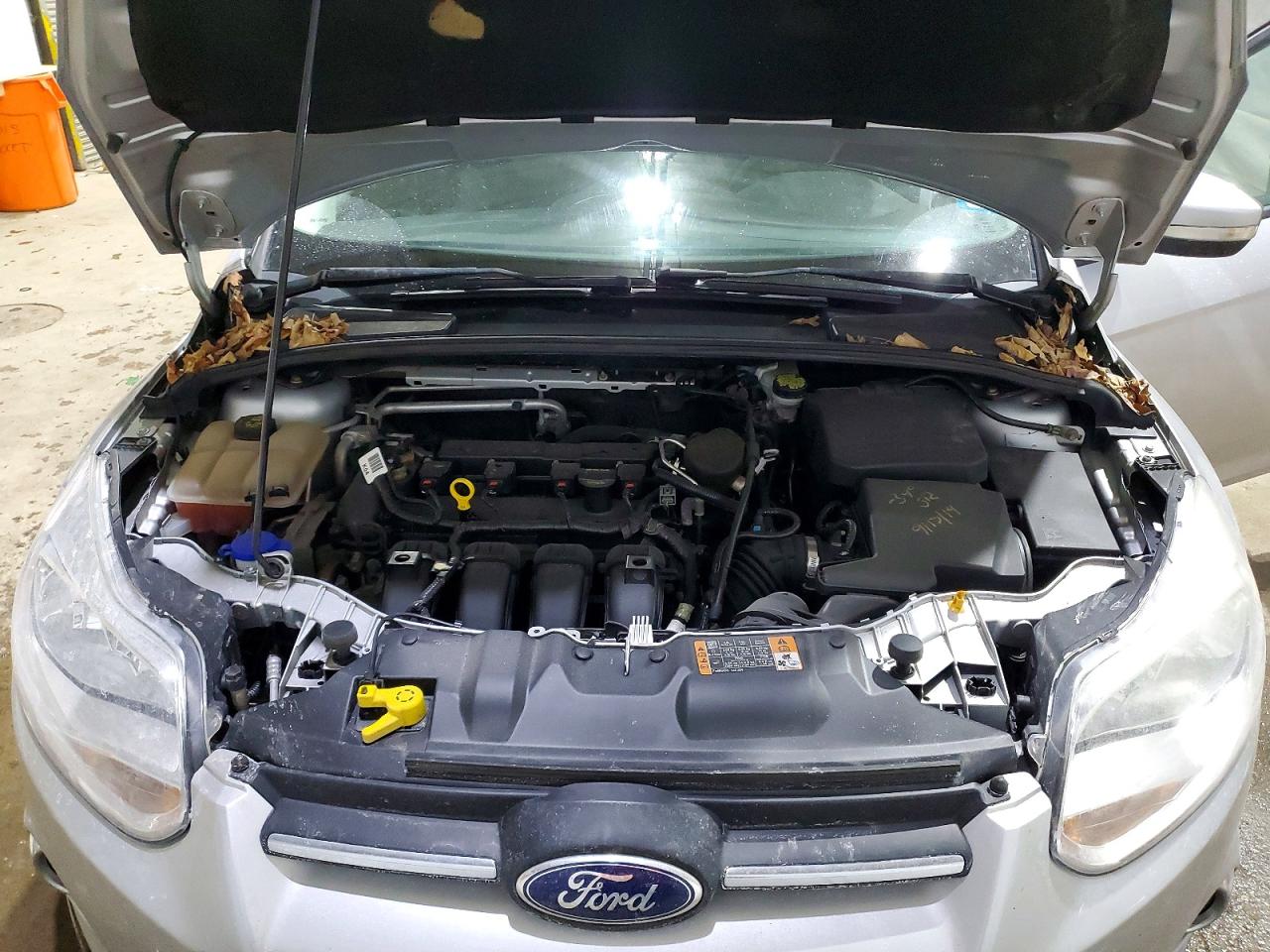2014 FORD FOCUS SE photo 11