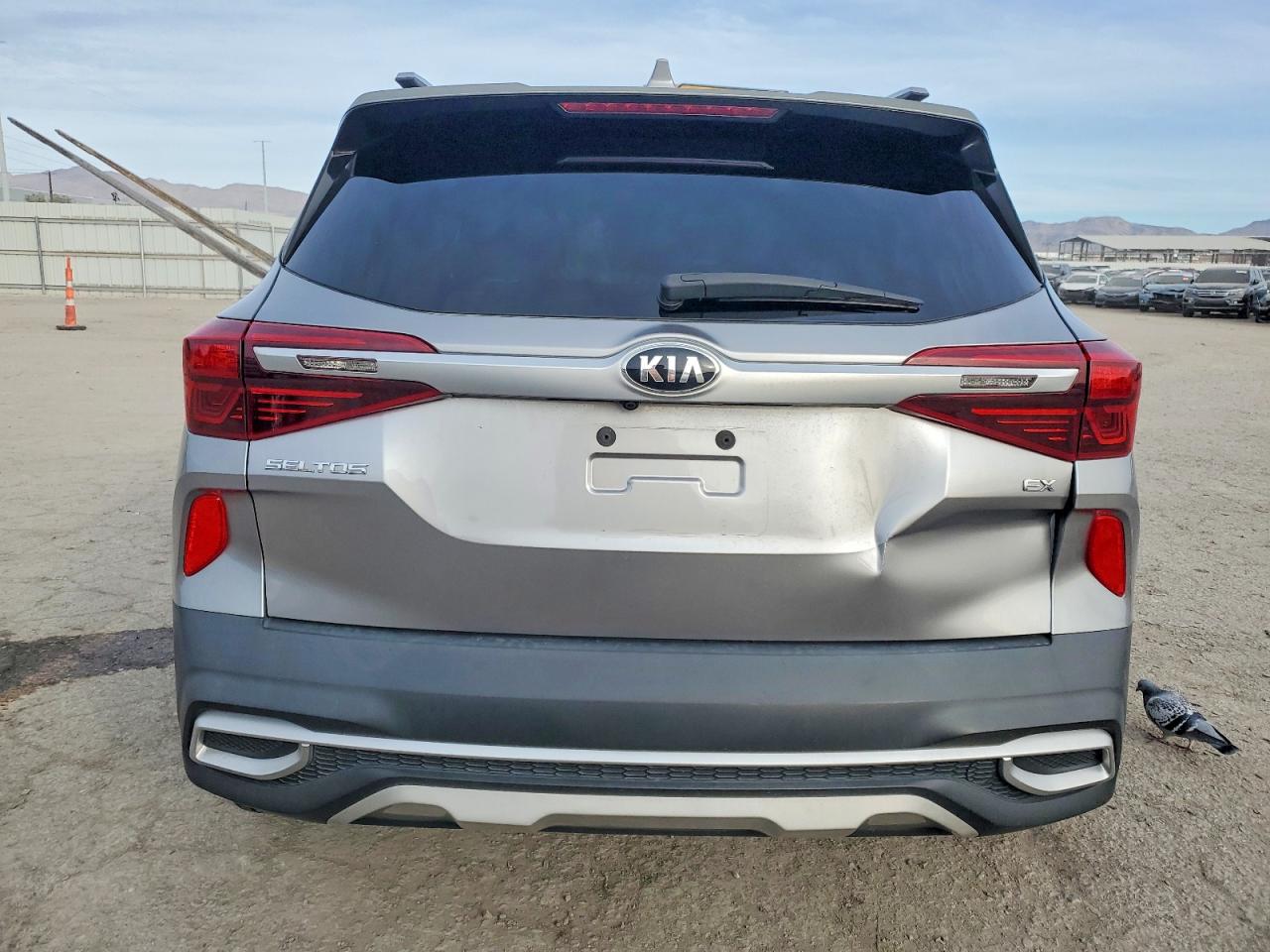 2021 KIA SELTOS EX photo 6