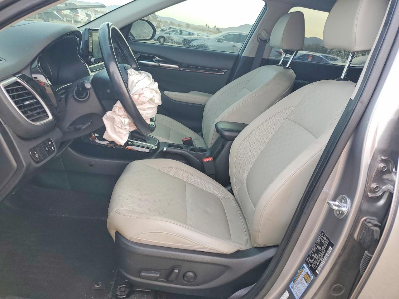 2021 KIA SELTOS EX photo 7