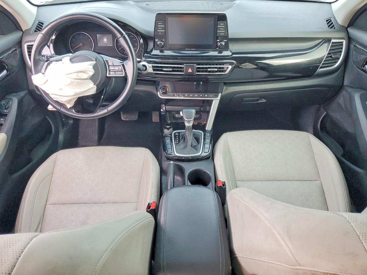 2021 KIA SELTOS EX photo 8
