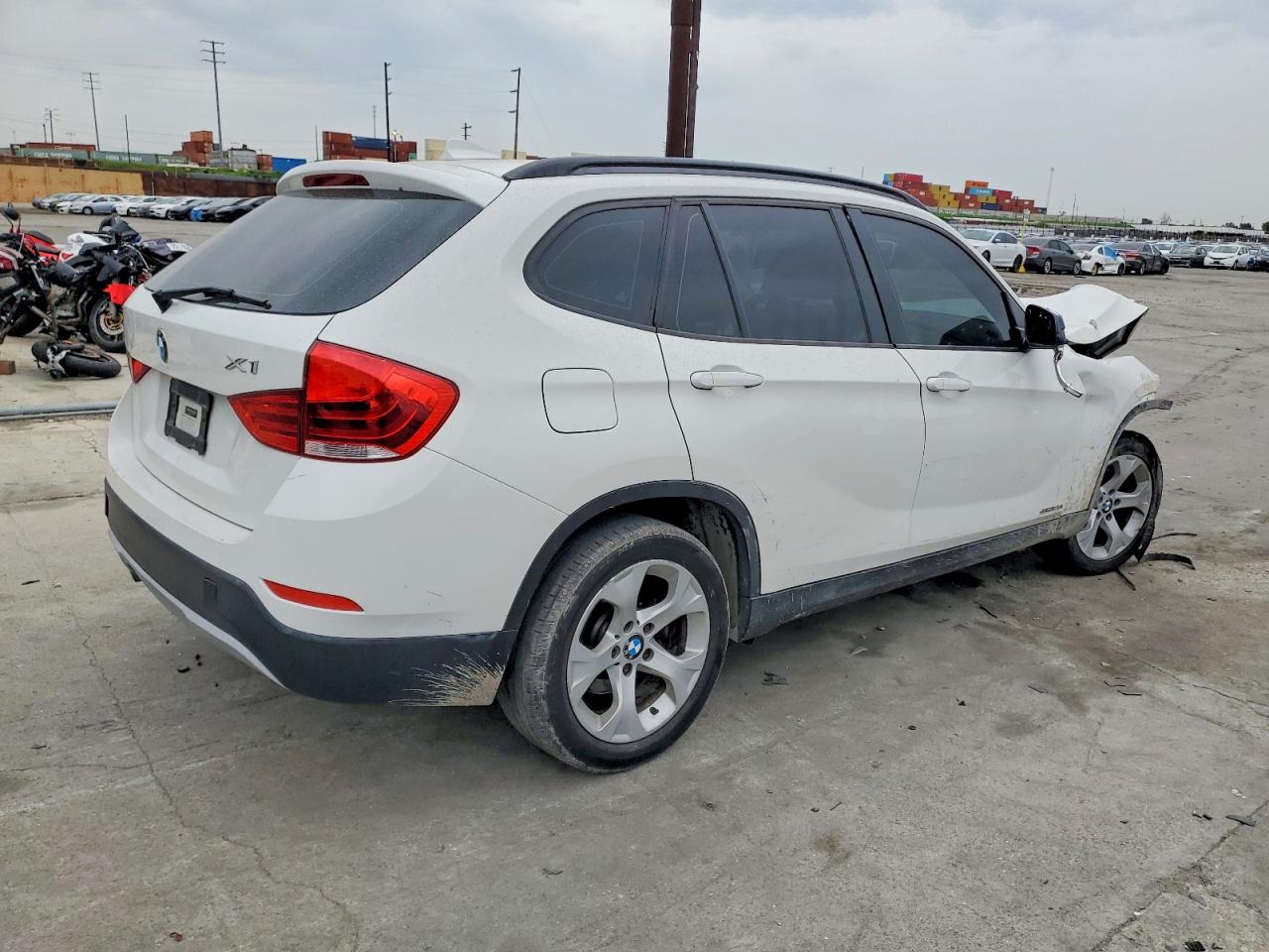 2015 BMW X1 SDRIVE28I photo 3