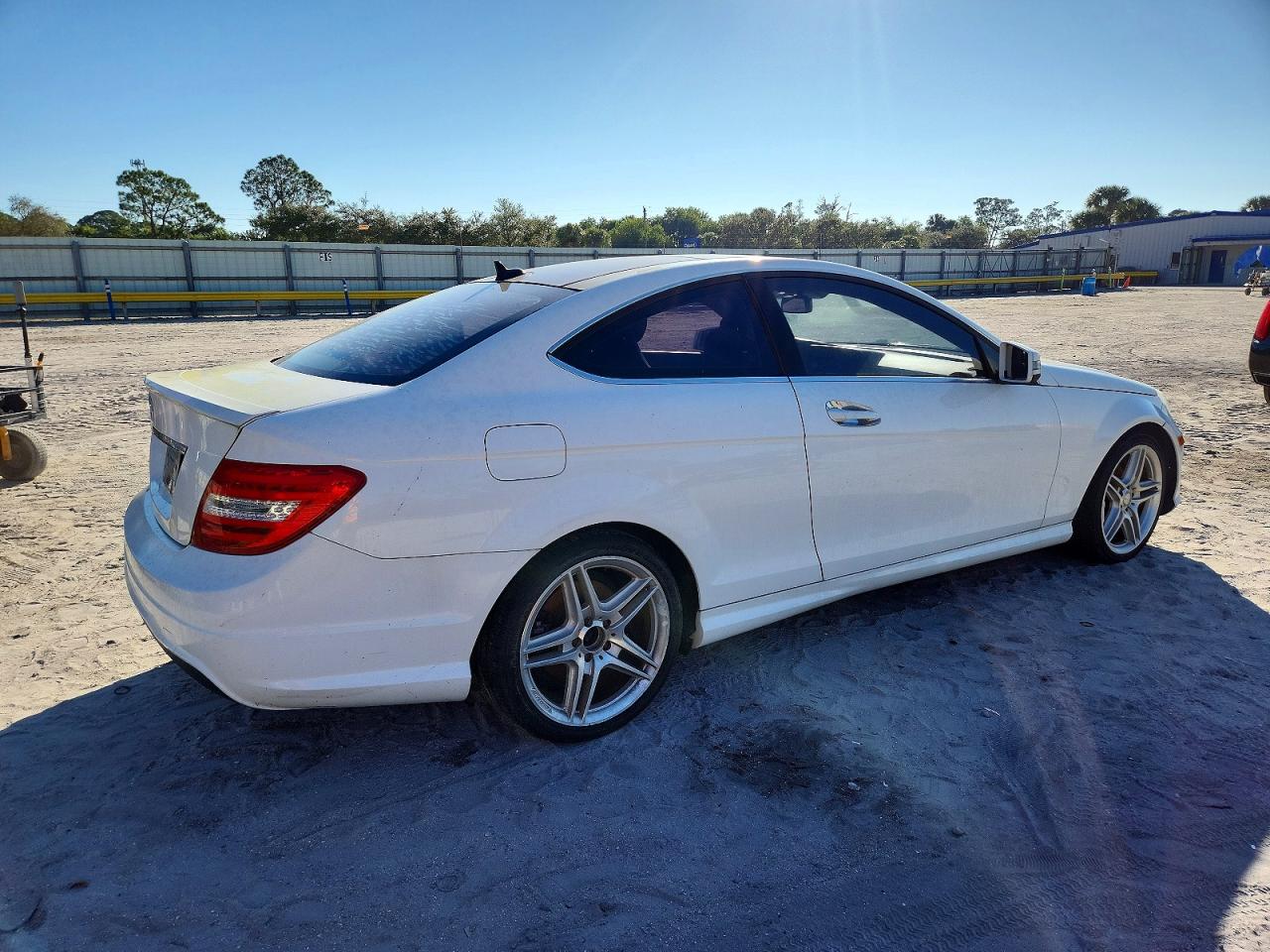 2013 MERCEDES-BENZ C 250 photo 3