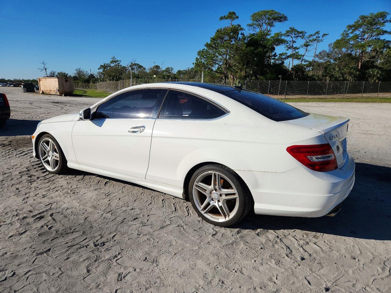 2013 MERCEDES-BENZ C 250 photo 2