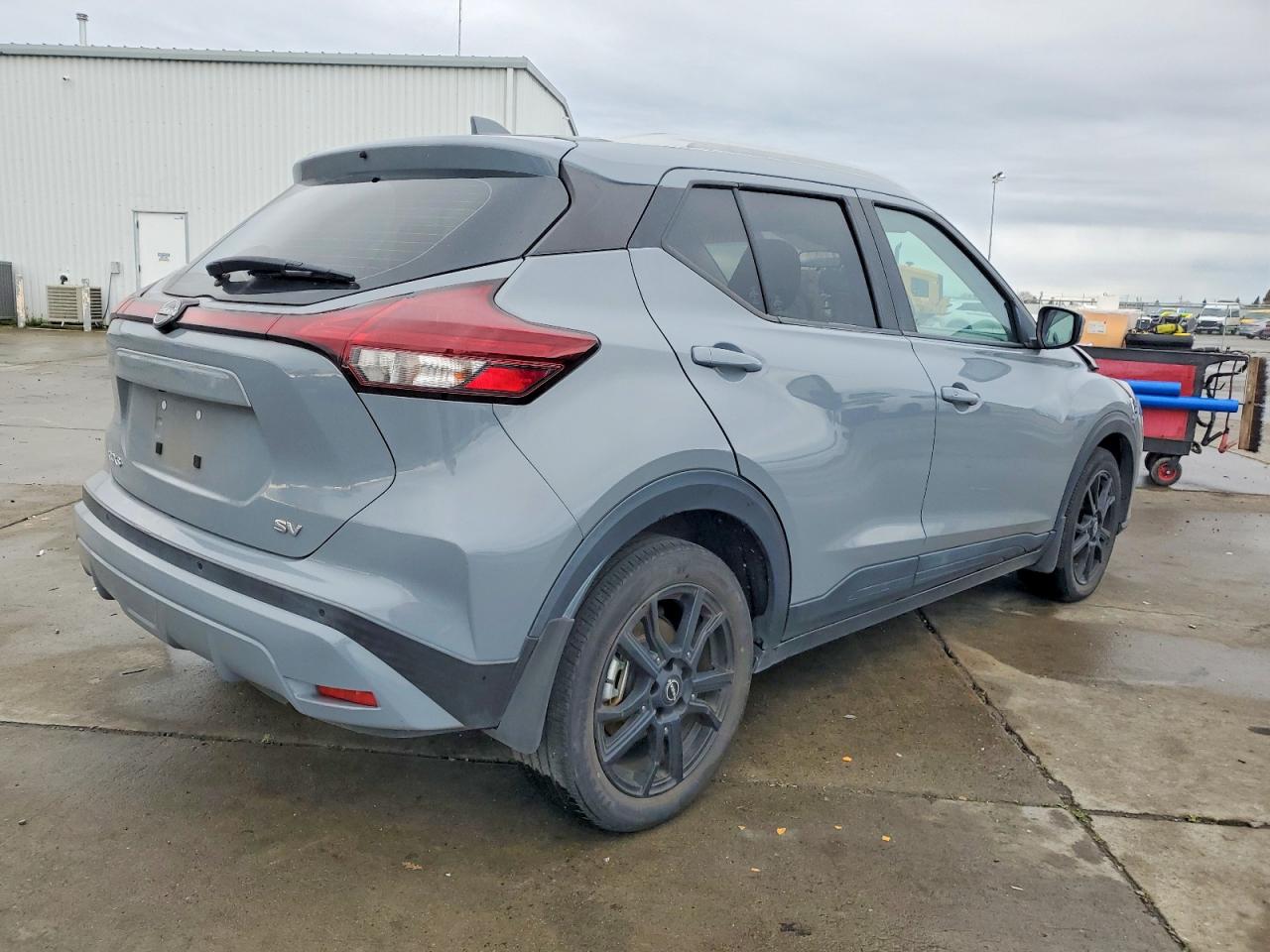 2022 NISSAN KICKS SV photo 3