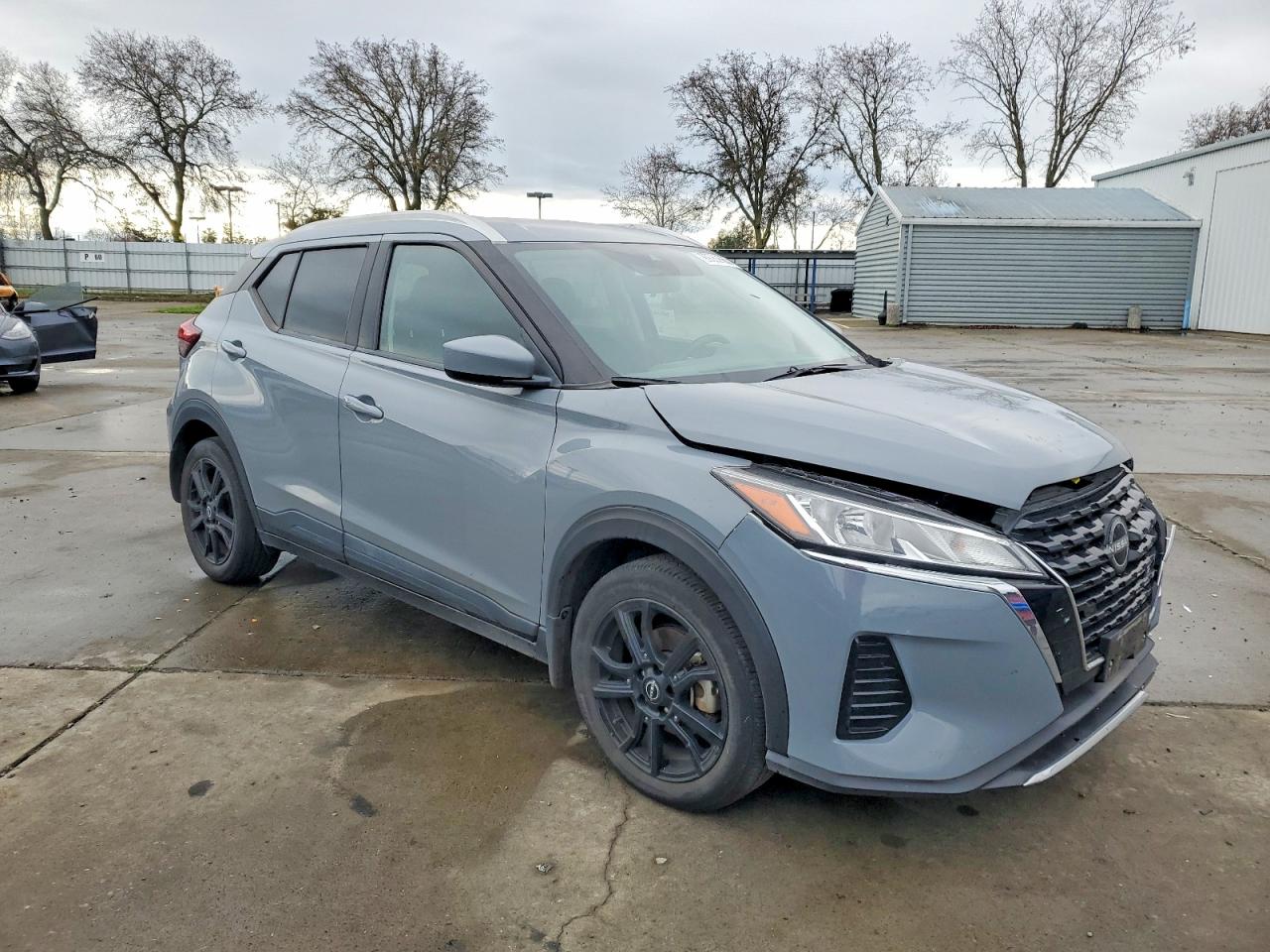 2022 NISSAN KICKS SV photo 4