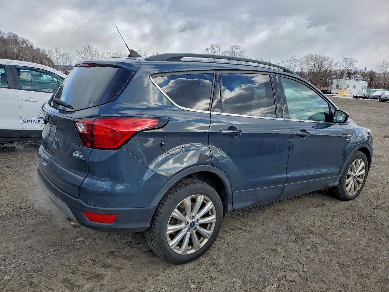2019 FORD ESCAPE SEL photo 3