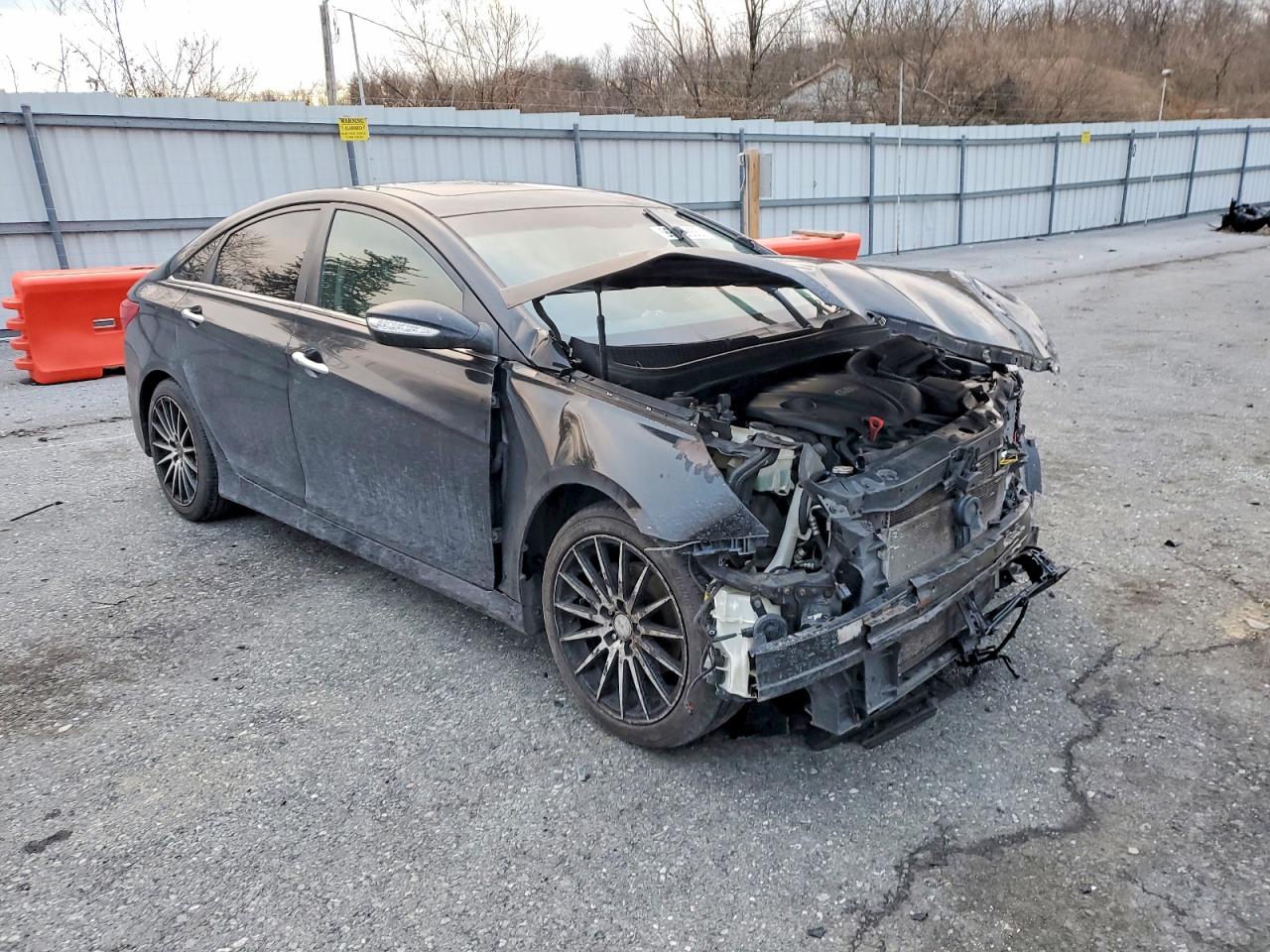 2014 HYUNDAI SONATA SE photo 4