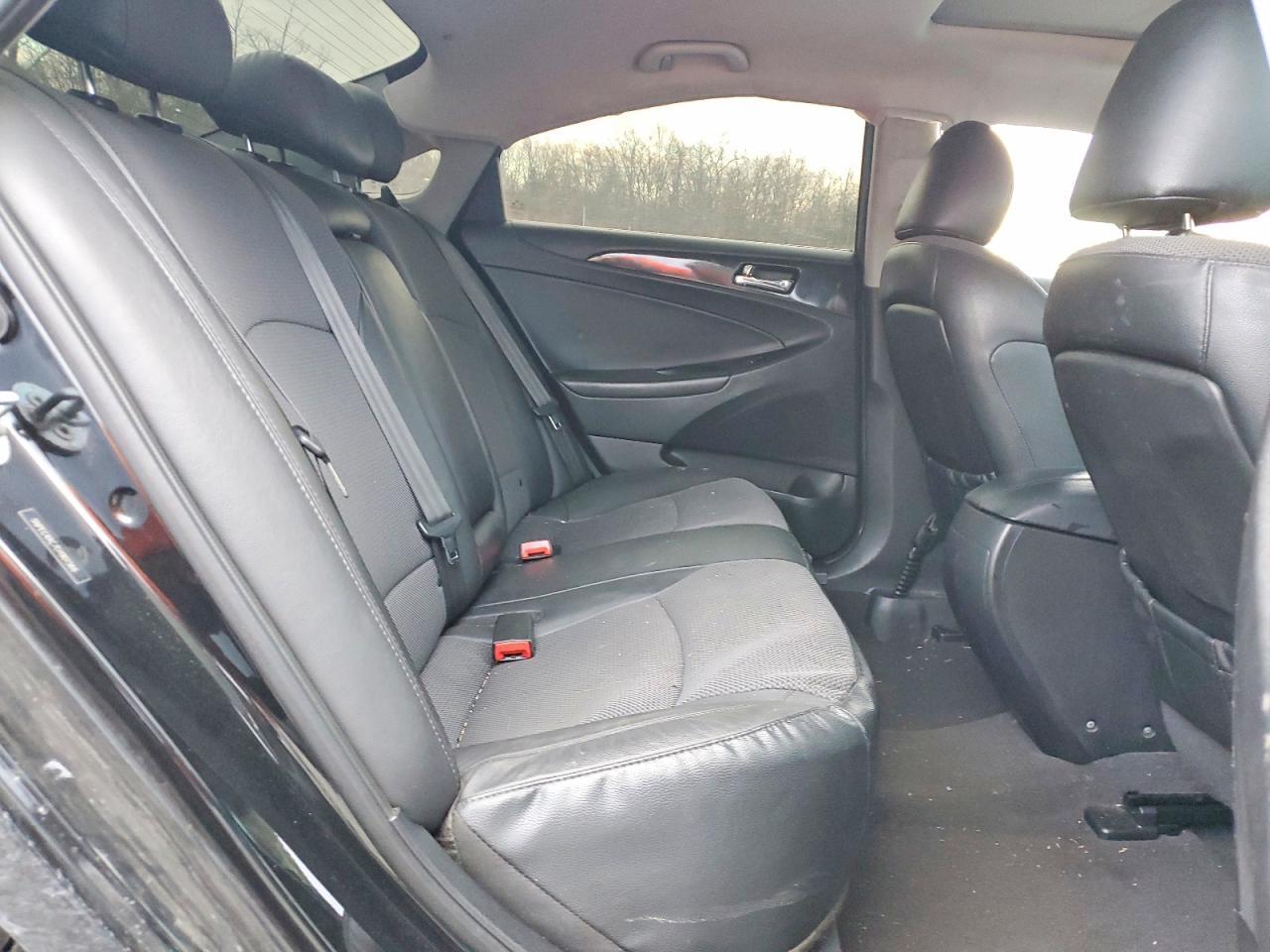 2014 HYUNDAI SONATA SE photo 10