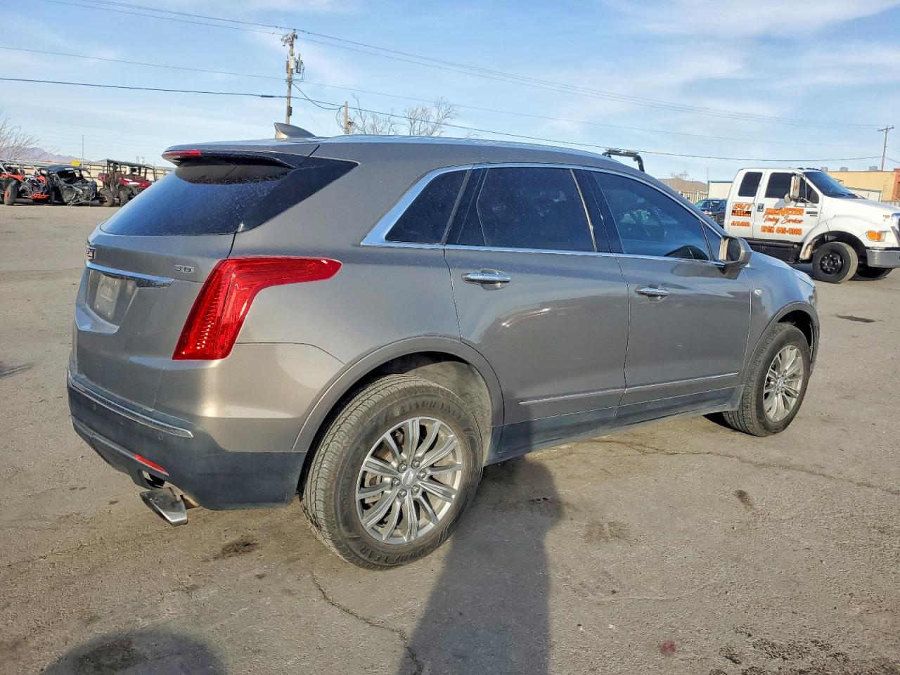 2018 CADILLAC XT5 LUXURY photo 3