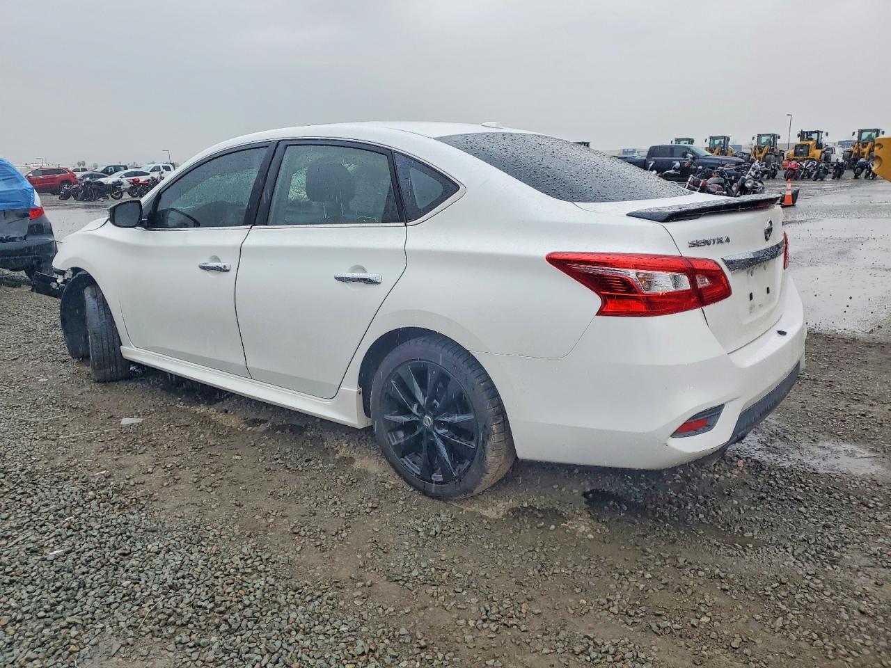 2017 NISSAN SENTRA SR TURBO photo 2