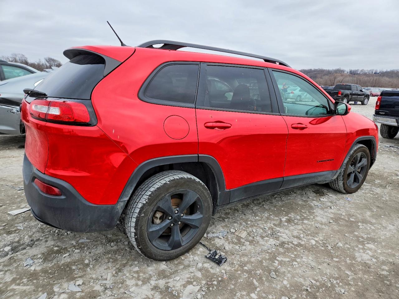 2018 JEEP CHEROKEE LATITUDE photo 3