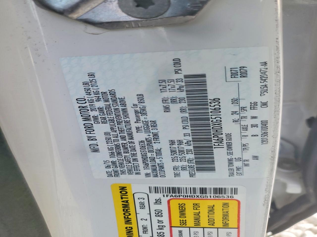 2016 FORD FUSION SE photo 12