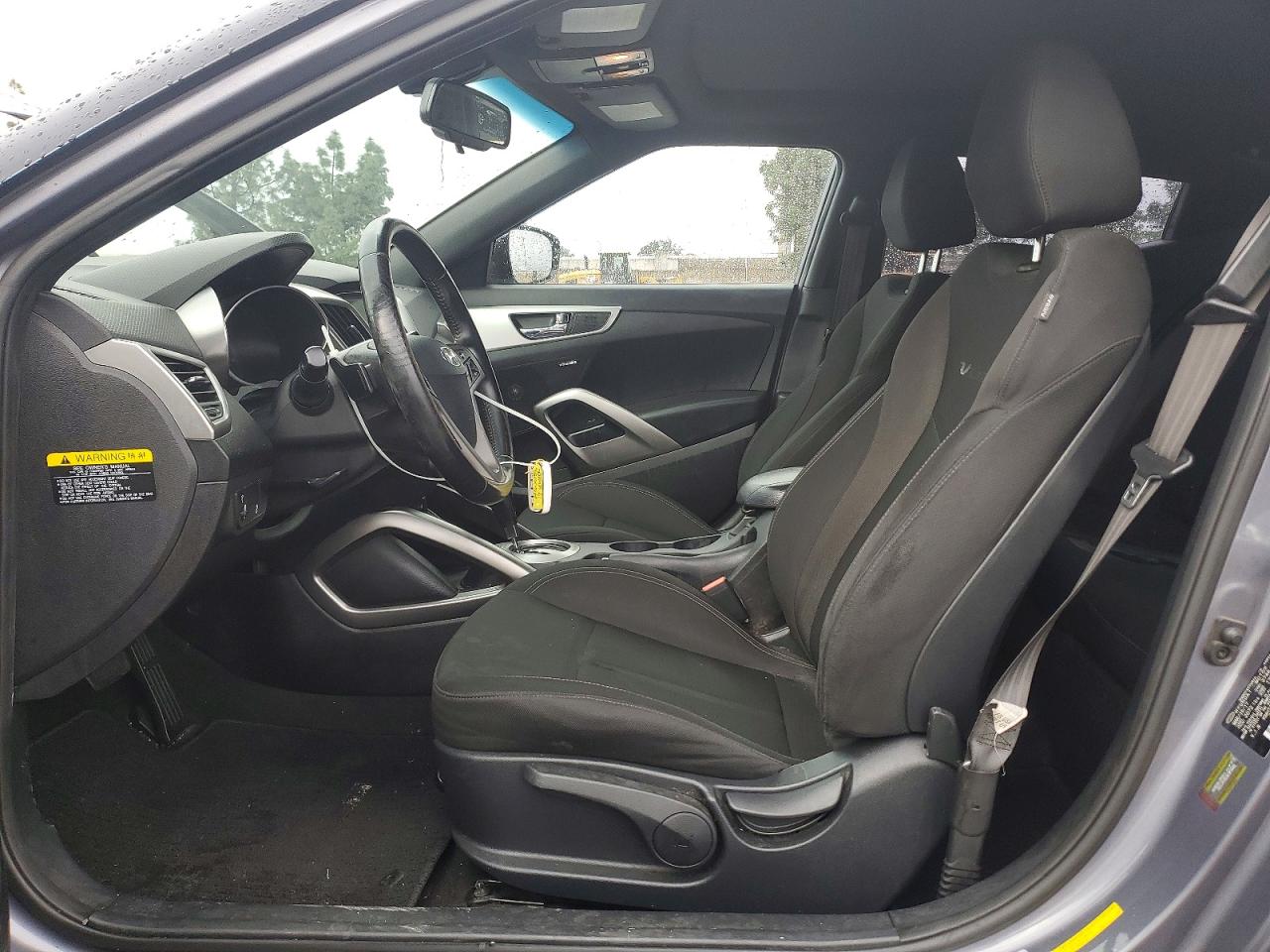 2017 HYUNDAI VELOSTER photo 7