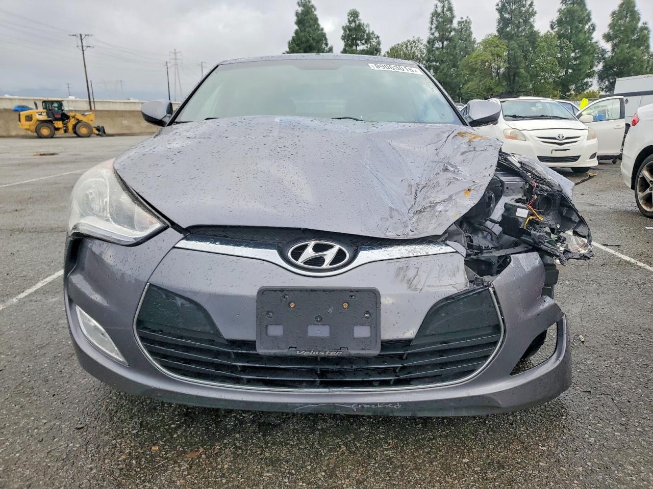2017 HYUNDAI VELOSTER photo 5
