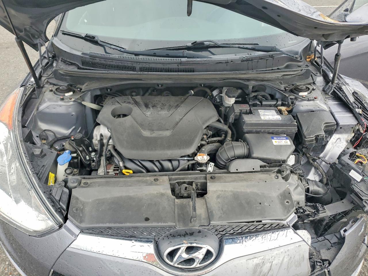2017 HYUNDAI VELOSTER photo 11