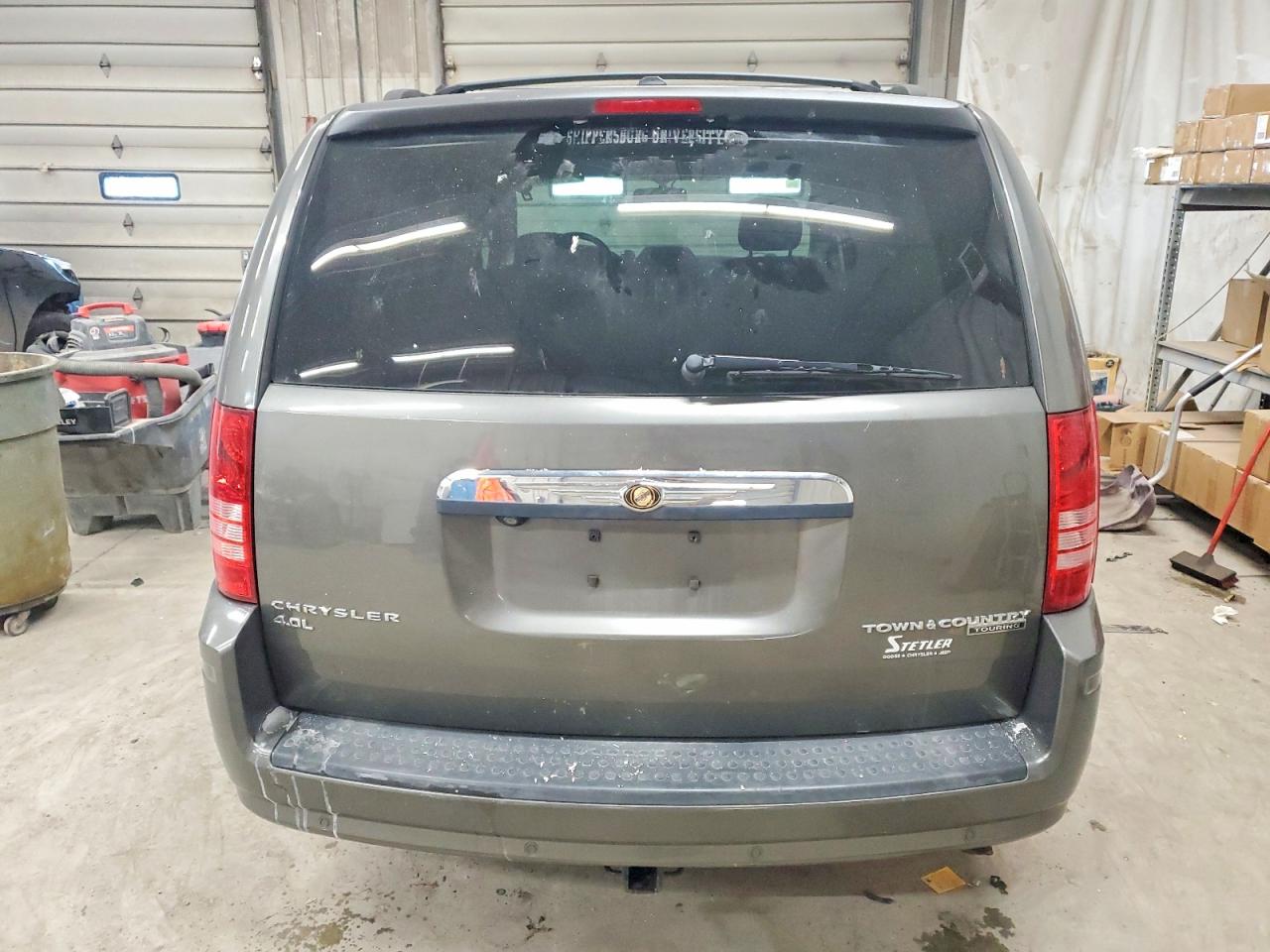 2010 CHRYSLER TOWN & COUNTRY TOURING PLUS photo 21