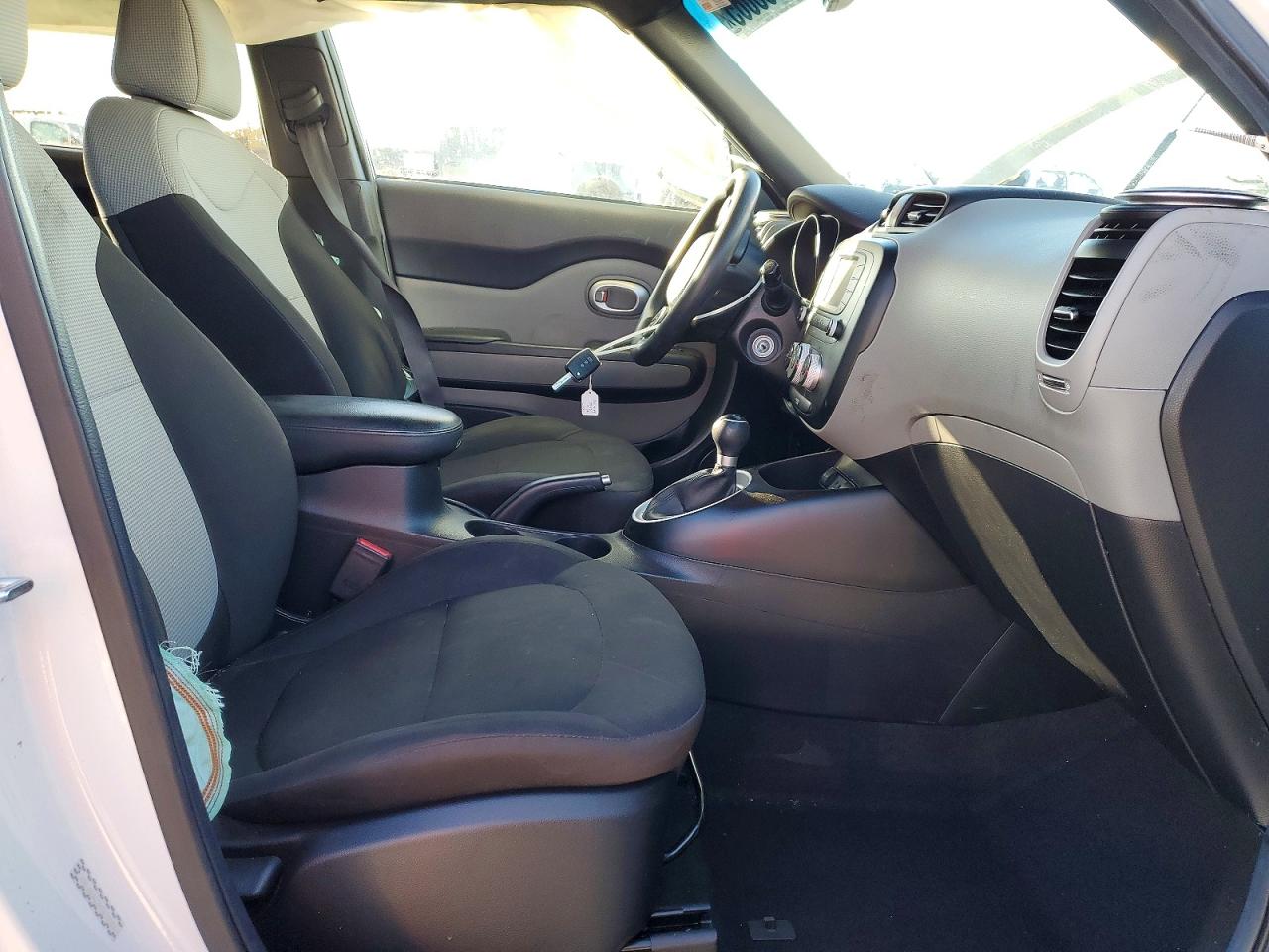 2017 KIA SOUL photo 13